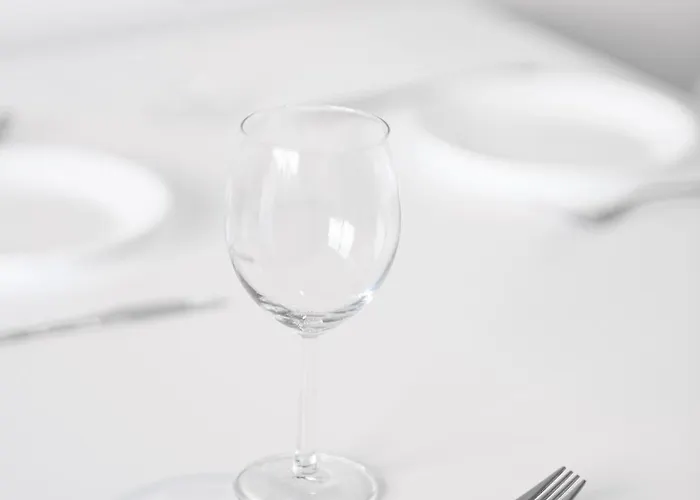 New W- Balcony I View I Cohost *